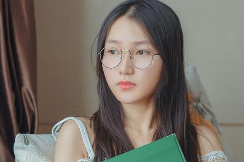品味生活，免费欣赏女性角色装傻短剧