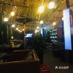 酒店休闲娱乐，混日子、免费短剧尽享时光