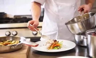 《高考300分:我被名名校抢疯了》，赘婿做饭短剧，高清免费观看的绝佳选择，赘婿做饭短剧免费观看高清版