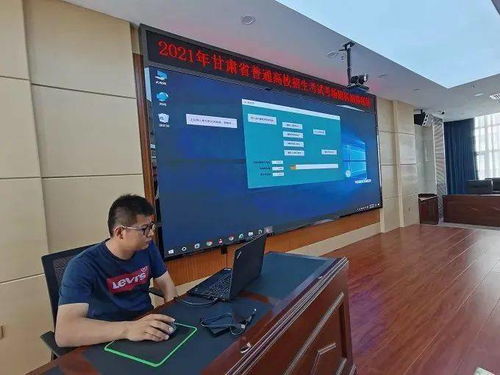高考300分背后的名校抢人大战，卧蚕阿姨短剧揭示微短剧魅力，全集免费观看