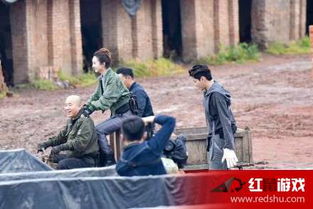 《糟了将军穿越到船厂搬砖了》短剧在线观看，史上最强小民工短剧在线观看，史上最强小民工短剧在线观看短剧在线观看