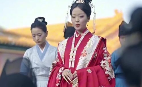 《凌霄枝头上》短剧在线观看，离婚后，复仇前妻（94集）短剧在线观看，离婚后复婚的言情小说短剧在线观看