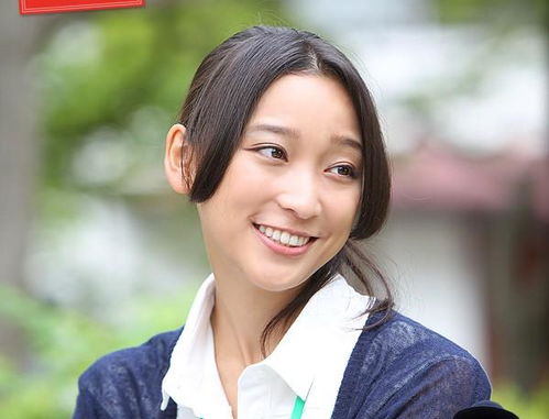 《雏燕知恩报春来》短剧在线观看，女总裁的巨富老公短剧在线观看，女总裁的巨富老公短剧短剧在线观看