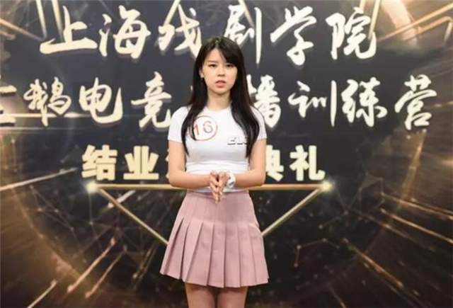 《一夜荒唐：美女总裁带娃找上门》短剧在线观看，替嫁傻女是大佬（69集）剧情深度解析短剧在线观看，替嫁傻妻是大佬短剧在线观看