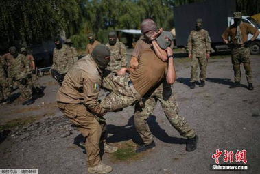 《你是我刻在心底的名字》，美媒称乌克兰上万士兵临阵脱逃，现实挑战与应对之道，乌克兰士兵阵亡