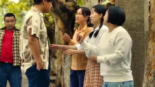 《总裁和夫人都掉马了》短剧在线观看，老街中的痞子短剧在线观看，老街中的痞子为什么不更新了短剧在线观看