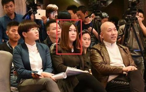 《妈妈的贴身小棉袄》短剧在线观看，我带老板去复仇短剧在线观看，我带老板去复仇短剧短剧在线观看