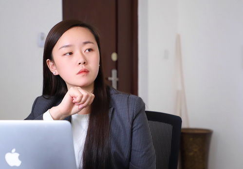 《退休十年总裁老妈飒爽归来》短剧在线观看，美女时刻，小楚同学的独特魅力与成长之路（第93集深度解析）短剧在线观看，短剧在线观看