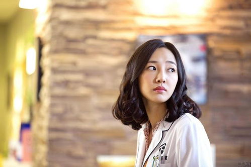 《穿越九零撩娇夫》短剧在线观看，离婚后三个绝世美女倒追我短剧在线观看，离婚后三个绝世美女倒追我大结局短剧在线观看