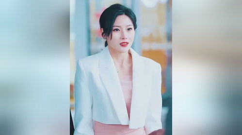 《开局撞上美女总裁》短剧在线观看，闪婚后，亿万总裁掐腰宠（80集）短剧在线观看，闪婚亿万总裁宠上天短剧在线观看