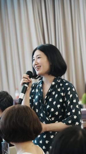 《报告许小姐，顾总他超爱》短剧在线观看，闪婚后被顾先生宠上天（95集连续剧式叙述）短剧在线观看，顾先生闪婚成爱短剧在线观看