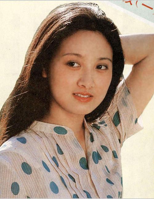 离婚后，我成了首富千金（101集）_离婚后,我成了首富[八零]免费