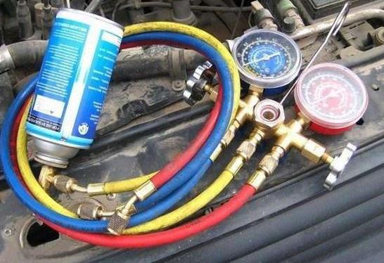 汽车加氟多少公斤