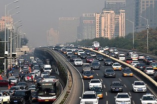 天津市汽车今天限行多少