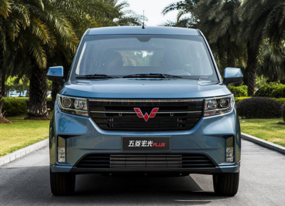 五菱汽车2022最新款七座,五菱汽车2022最新款七座图片