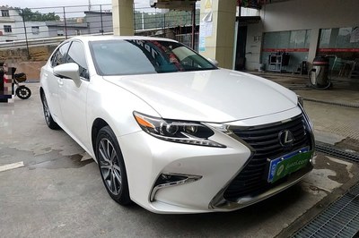 雷克萨斯es300多少钱,雷克萨斯es300h报价