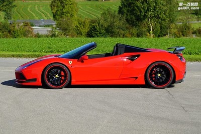 法拉利488spider,法拉利488Spider