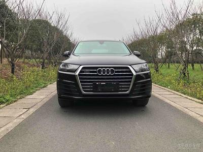 奥迪q5l二手车价格,奥迪q5l二手车价格跟颜色有关系吗
