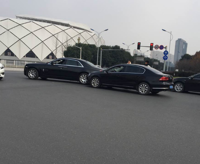 劳斯莱斯轿车多少钱一辆,劳斯莱斯轿车多少钱一辆车