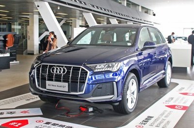 奥迪q7换代2024年谍照,2024奥迪q7大改款最新消息