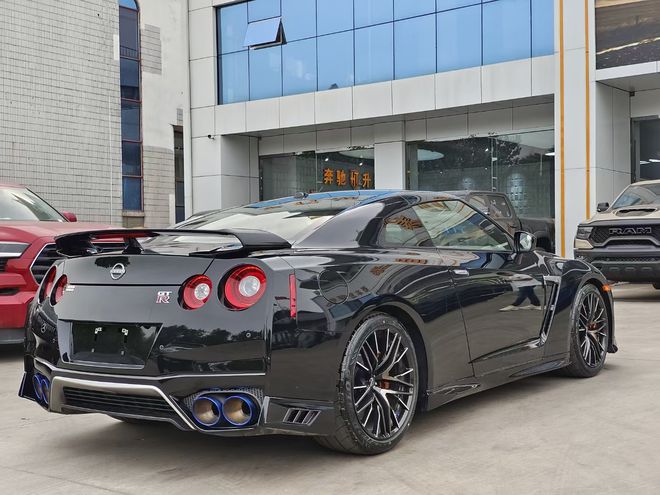 gtr报价及图片,gtr2020款报价及图片