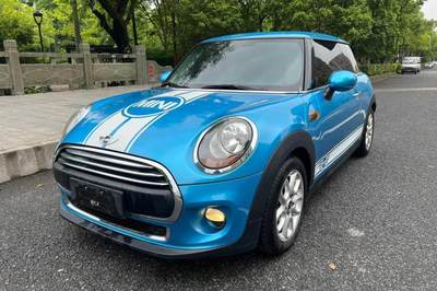 mini买one还是cooper,mini cooper和one选哪儿个