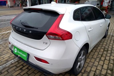 沃尔沃v40二手车值得买吗,沃尔沃v402013款二手车怎么样