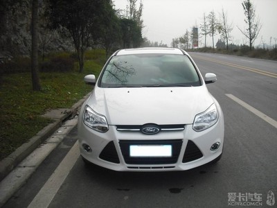 09年福克斯三厢值多少钱,09年福克斯怎么样值得买吗