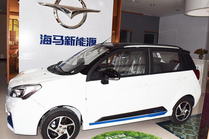6万左右的新能源电动汽车,6万左右的新能源电动汽车换一次电瓶多少钱