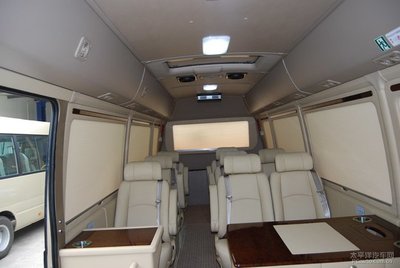 上海丰田考斯特4s店地址,丰田最新混动版suv