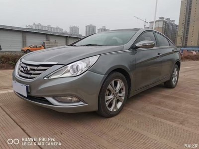 现代索纳塔老款,现代索纳塔老款图片