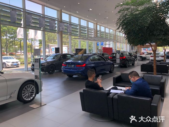 宝马4s店附近哪里有,宝马4s店附近哪里有电话