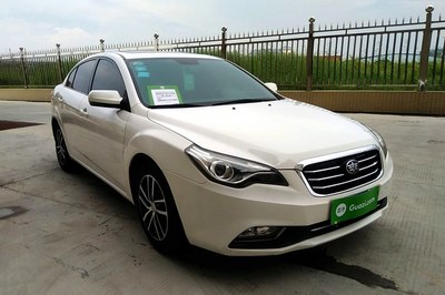 奔腾b50价格,奔腾B50价格及图片2023款参数