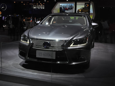 雷克萨斯ls600报价,雷克萨斯ls600hl报价