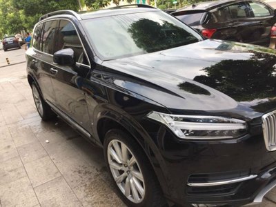 沃尔沃xc90二手车,沃尔沃XC90二手车15万公里