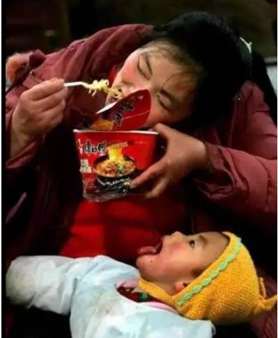 母子相认的感人瞬间，免费观看的短剧