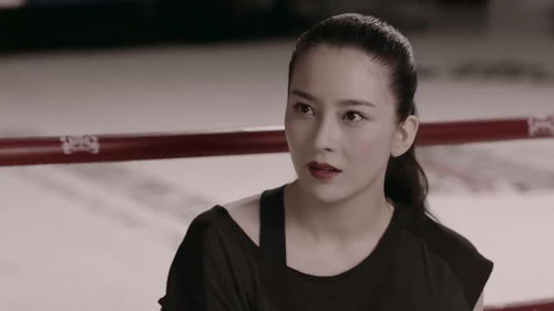 女生深夜归家，免费短剧
