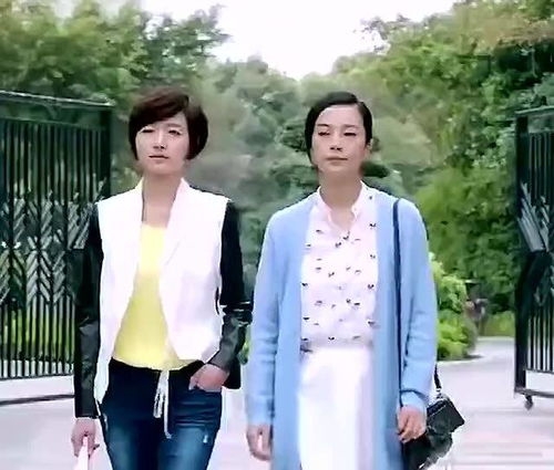 相亲偶遇前任，短剧中的情感碰撞