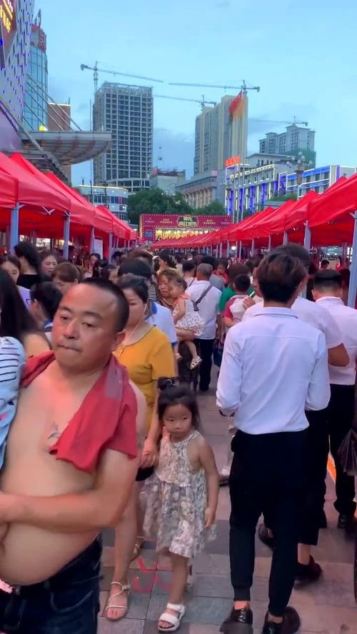 地摊女相亲短剧，免费观赏，领略人生百态