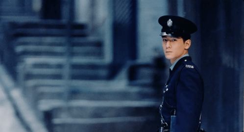 晚风热恋，权力与欲望的交织——富豪女王高清短剧免费观看