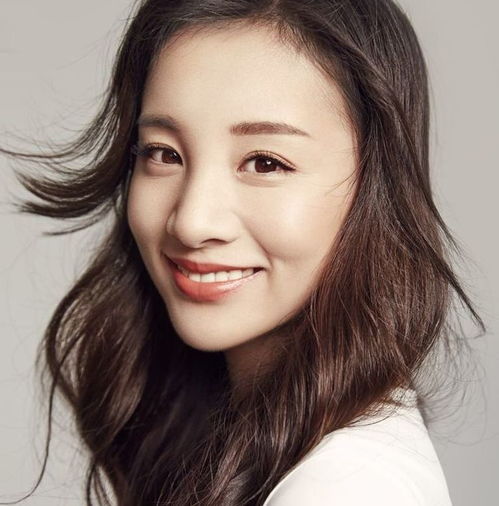 闪婚后夫人每天都在线打脸，美女针灸短剧免费观看，探寻传统医学与现代艺术交融之美