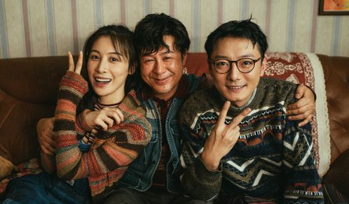 《不要和陌生人结婚》短剧在线观看，我的反转人生（路文卓篇），一场时空的奇幻之旅（96集连续剧剧情梗概）短剧在线观看，我的反转人生小说短剧在线观看