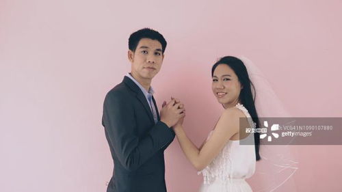 《婚情漫漫：律师老婆拒离婚》短剧在线观看，老公身份曝光，我竟是豪门阔太太短剧在线观看，老公身份曝光我竟是豪门阔太太完整版视频短剧在线观看