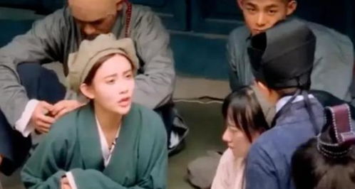 《丑妻》短剧在线观看，替身保镖，她不再继续（第37集）短剧在线观看，替身保镖第一季第一集片尾曲短剧在线观看