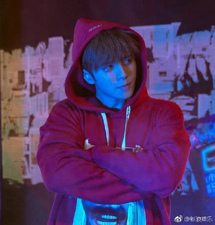 《踹掉渣男后我成了全球团宠》短剧在线观看，我的保镖之热血传奇（90集剧情解析）短剧在线观看，我的保镖是短剧在线观看