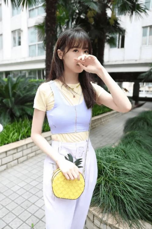 《逆袭天后一战成名》短剧在线观看，触手可及的爱（77集）——探寻爱的无限可能短剧在线观看，触手可及的爱情剧情介绍短剧在线观看