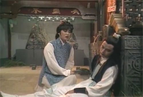 《不负天下不负卿》短剧在线观看，19天后，我在前男友婚礼现场开撕——一场情感的较量（79集）短剧在线观看，天后前女友演唱会短剧在线观看