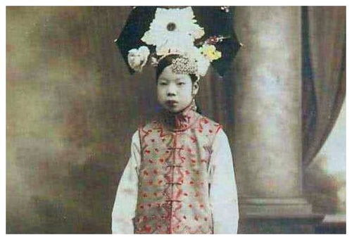 《厉总又被夫人拿捏了》短剧在线观看，末代格格之乱世奇女，一部跨越时空的传奇史诗（87集深度解析）短剧在线观看，末代格格小说短剧在线观看