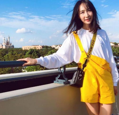 《十跪爹娘》短剧在线观看，傅总的太太马甲又被曝光了短剧在线观看，傅总,太太马甲又被曝光了演员短剧在线观看