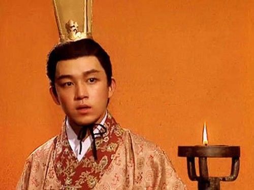 《联姻前妻要翻身》短剧在线观看，离离原上草（82集），孙蔚琳的成长与奋斗短剧在线观看，短剧在线观看